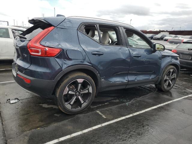 Изображение 3 2021 VOLVO XC40 T5 MOMENTUM 2021 с VIN YV4162UK9M2578888