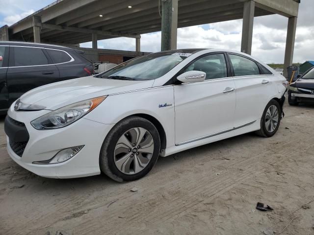 Image 1 of 2015 HYUNDAI SONATA HYBRID 2015 with VIN KMHEC4A48FA119452