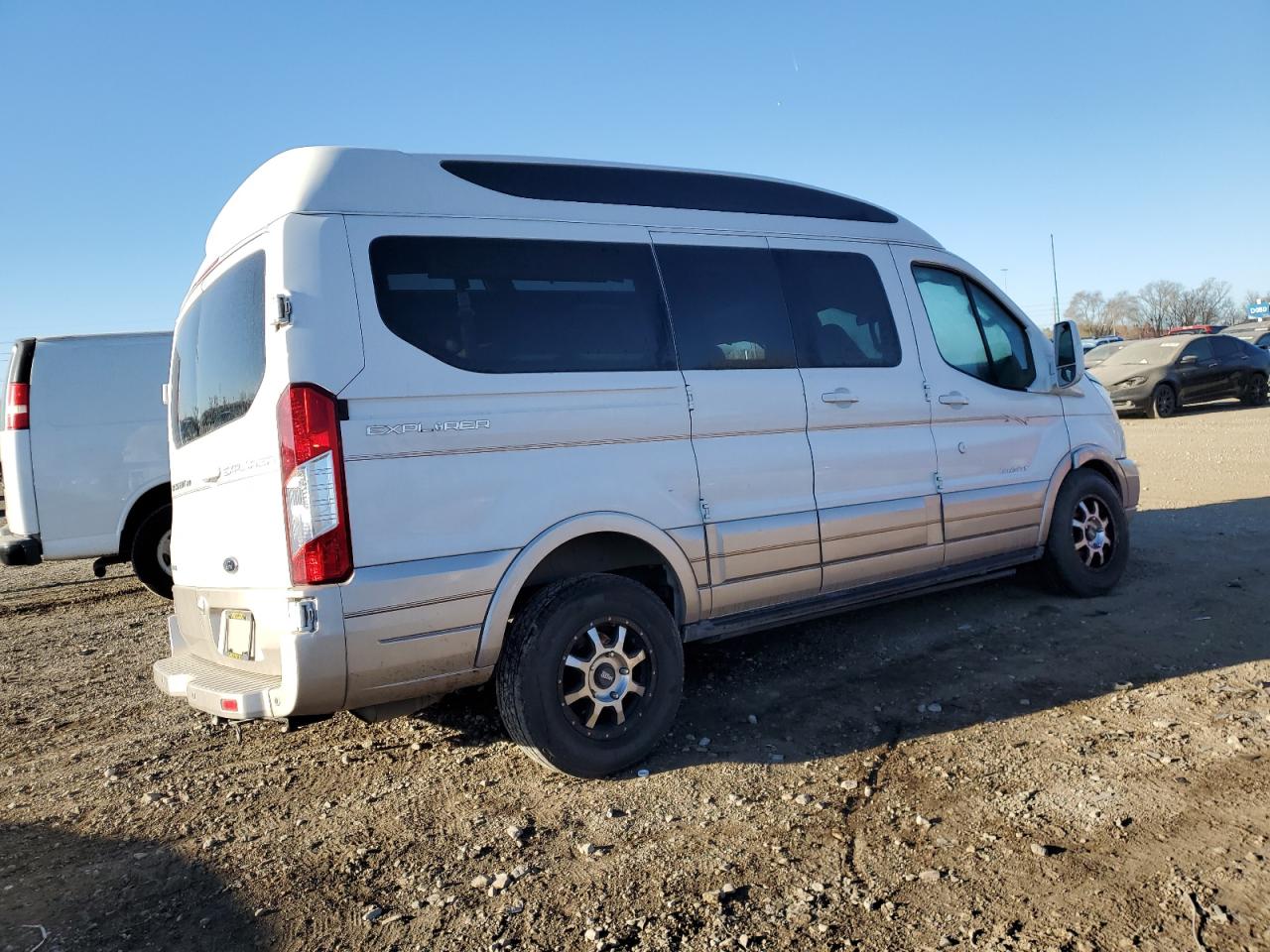 Изображение 3 2019 FORD TRANSIT T-150 2019 с VIN 1FTYE1ZG6KKA29620