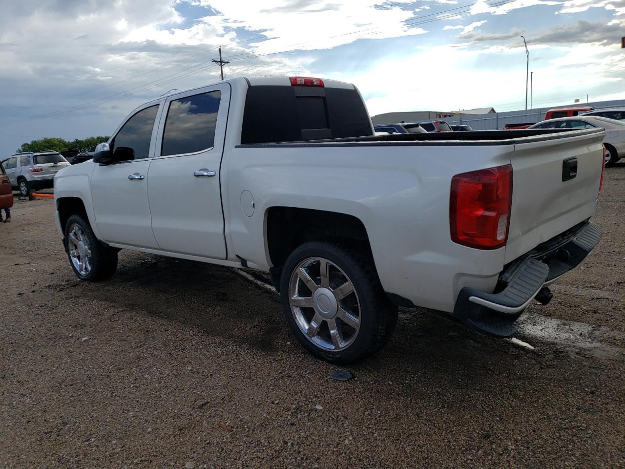 Image 2 of 2018 CHEVROLET SILVERADO K1500 LTZ 2018 with VIN 3GCUKSEC0JG429310