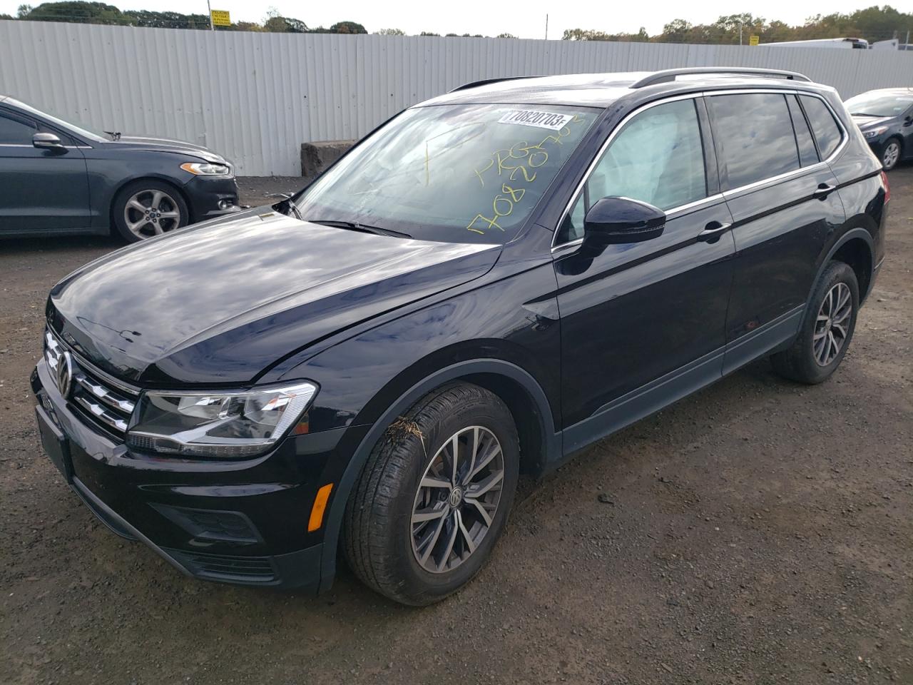 Image 1 of 2019 VOLKSWAGEN TIGUAN SE 2019 with VIN 3VV2B7AX7KM179498