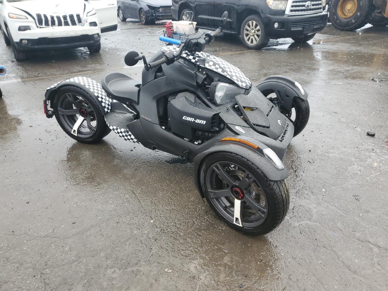 Obraz 1 z 2021 CAN-AM RYKER  2021 z VIN 3JB2FEF25MJ002220
