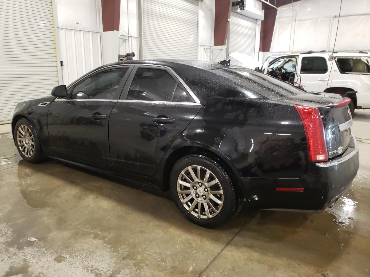 Изображение 2 Cadillac Cts Luxury Collection 2013 с VIN 1G6DG5E59D0109743