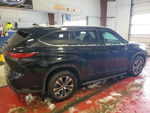 Изображение 3 2022 TOYOTA HIGHLANDER XLE 2022 с VIN 5TDGZRBH7NS565717