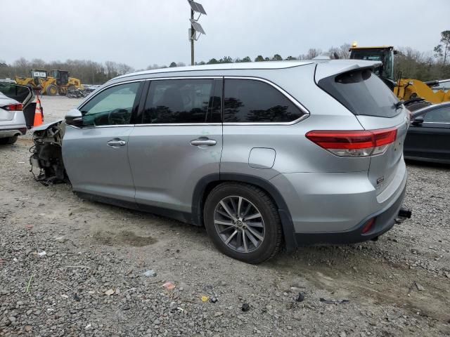 Image 2 of 2019 TOYOTA HIGHLANDER SE 2019 with VIN 5TDJZRFHXKS606143
