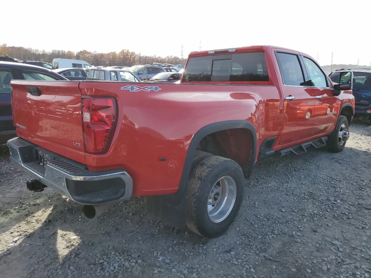 Image 3 of 2021 CHEVROLET SILVERADO K3500 LTZ 2021 with VIN 1GC4YUEY7MF150948