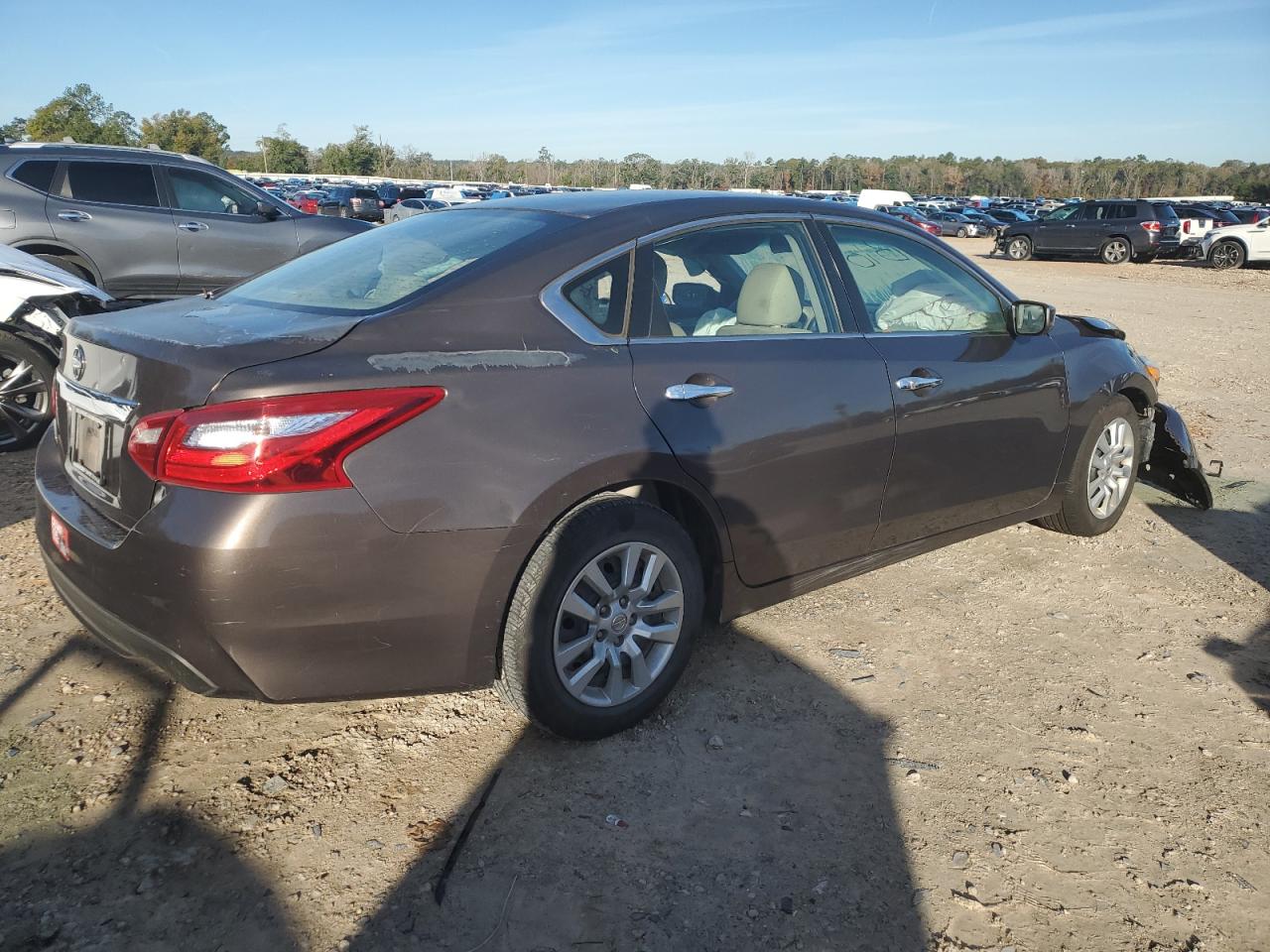 Изображение 3 2016 NISSAN ALTIMA 2.5 2016 с VIN 1N4AL3AP7GN308052