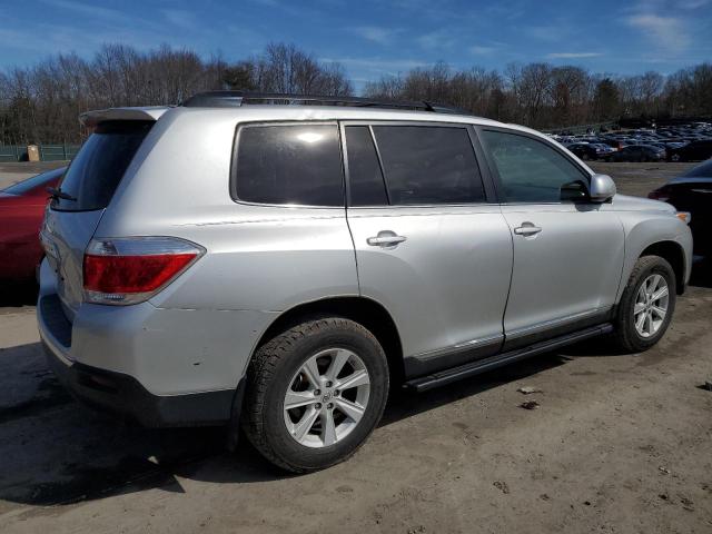 Image 3 of 2013 TOYOTA HIGHLANDER BASE 2013 with VIN 5TDBK3EH7DS242127