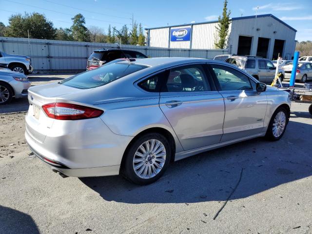 Image 3 of 2016 FORD FUSION SE PHEV 2016 with VIN 3FA6P0PU4GR231093