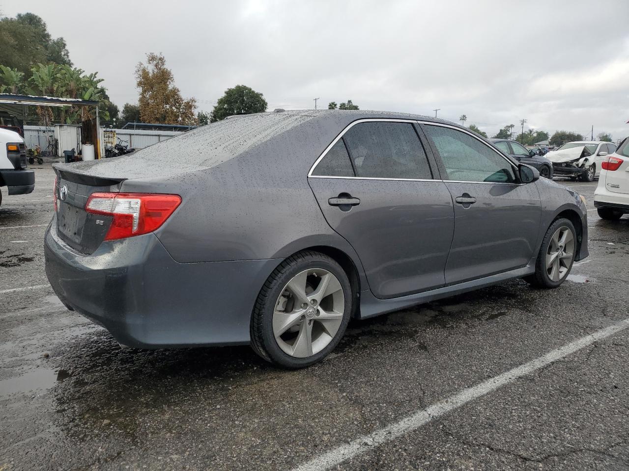 Изображение 3 2013 TOYOTA CAMRY SE 2013 с VIN 4T1BK1FK1DU529579