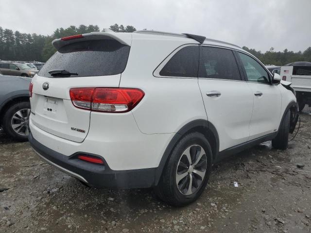 Image 3 of 2016 KIA SORENTO EX 2016 with VIN 5XYPHDA17GG024662
