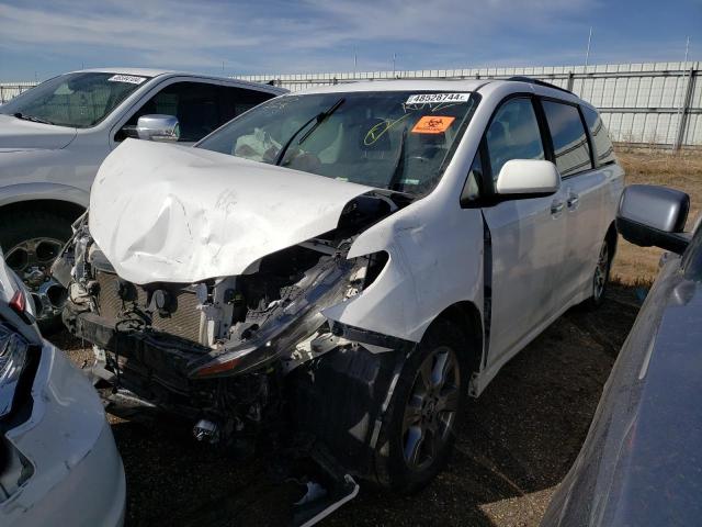 Image 1 of 2019 TOYOTA SIENNA SE 2019 with VIN 5TDEZ3DC8KS215983