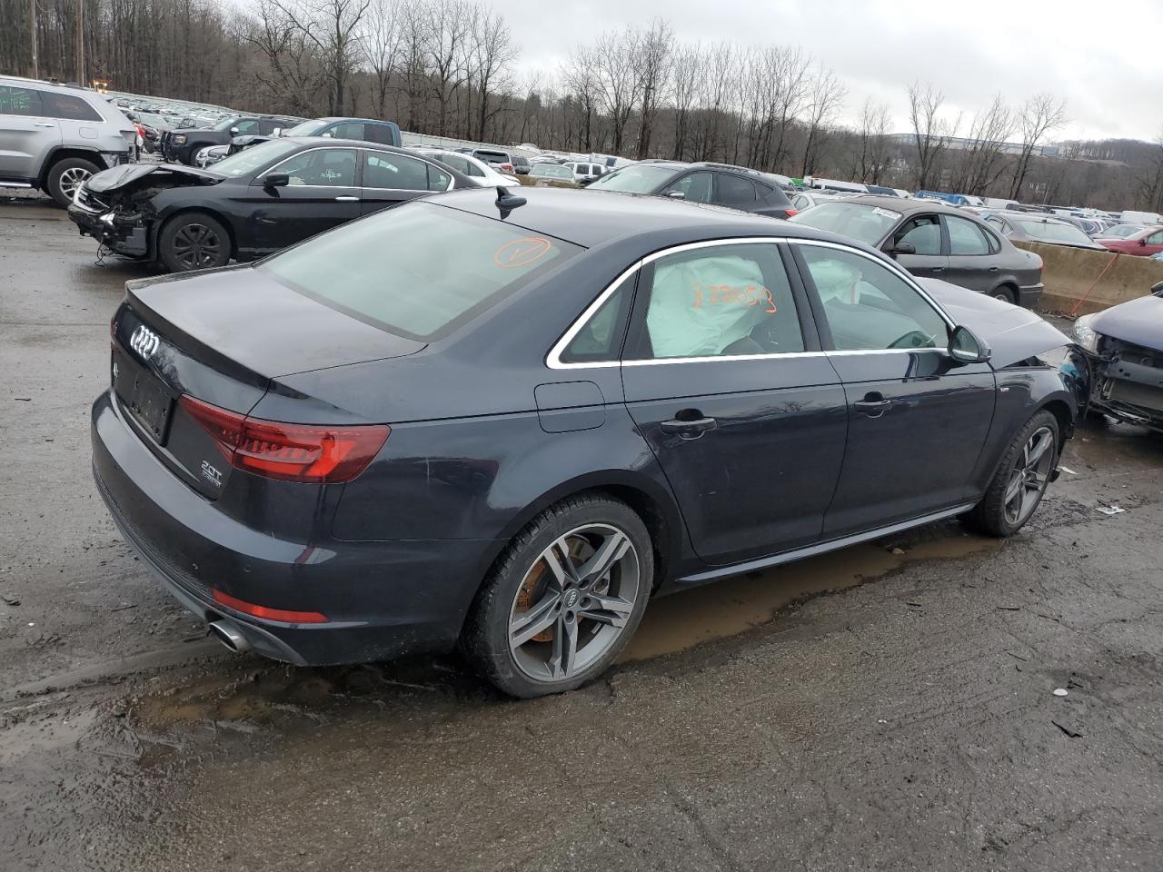 Obraz 3 z 2018 AUDI A4 PREMIUM PLUS 2018 z VIN WAUENAF46JA130686