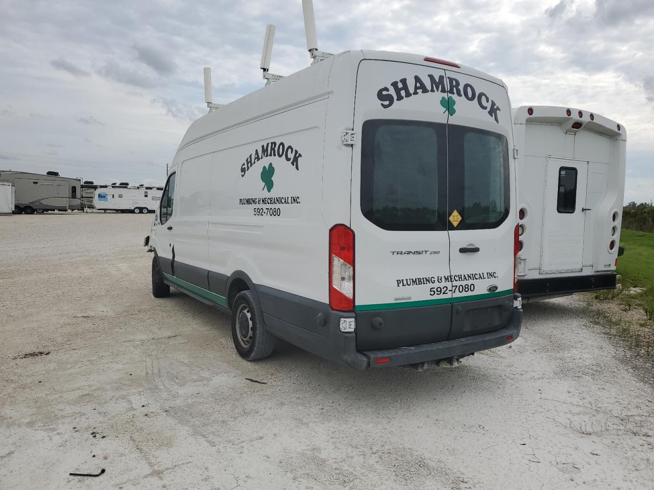Изображение 2 2016 FORD TRANSIT T-250 2016 с VIN 1FTYR3XG6GKA67245