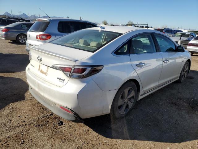 Image 3 of 2017 HYUNDAI SONATA HYBRID 2017 with VIN KMHE34L12HA051297