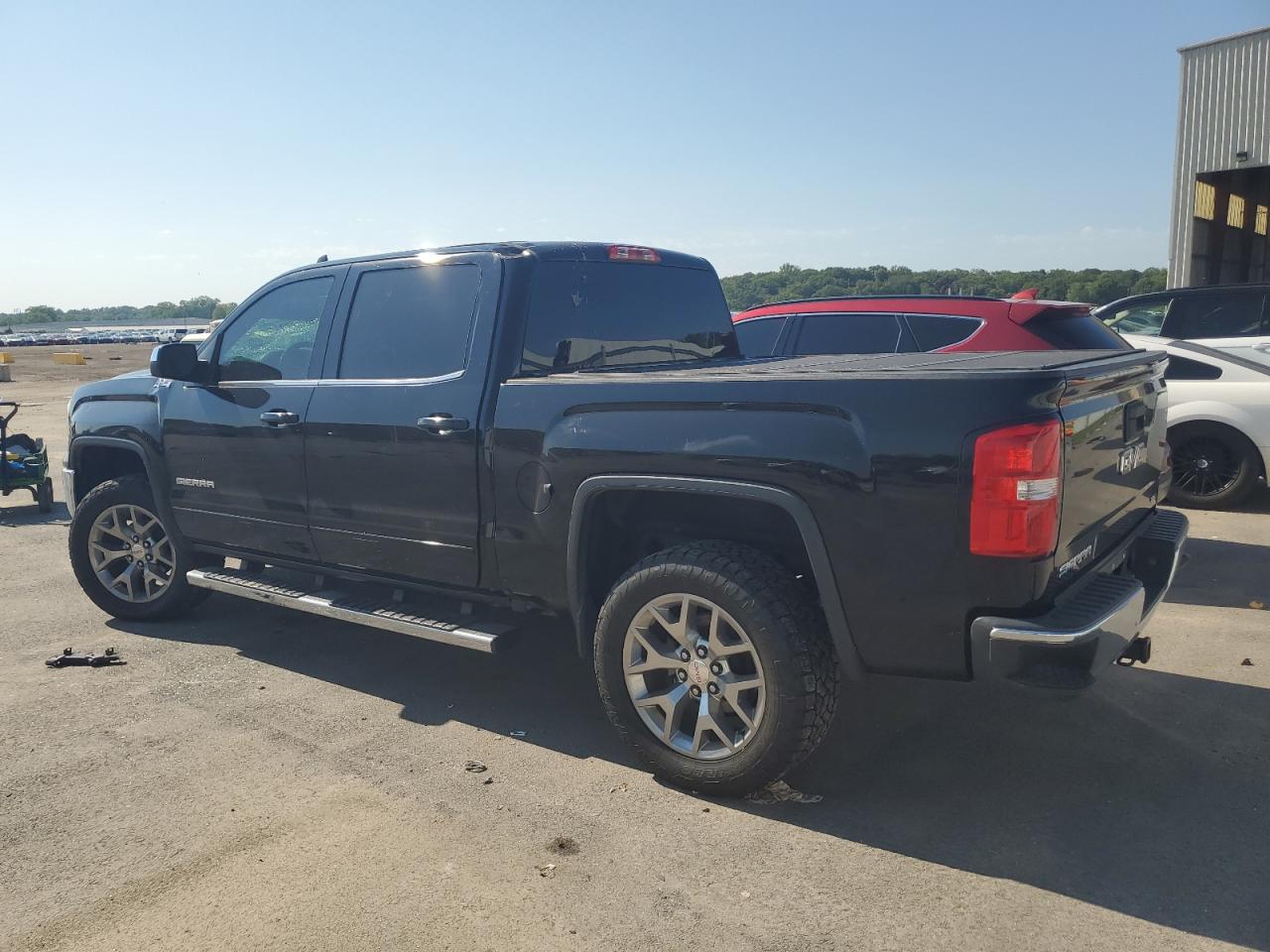 Image 2 of 2017 GMC SIERRA K1500 SLE 2017 with VIN 3GTU2MEC0HG125254