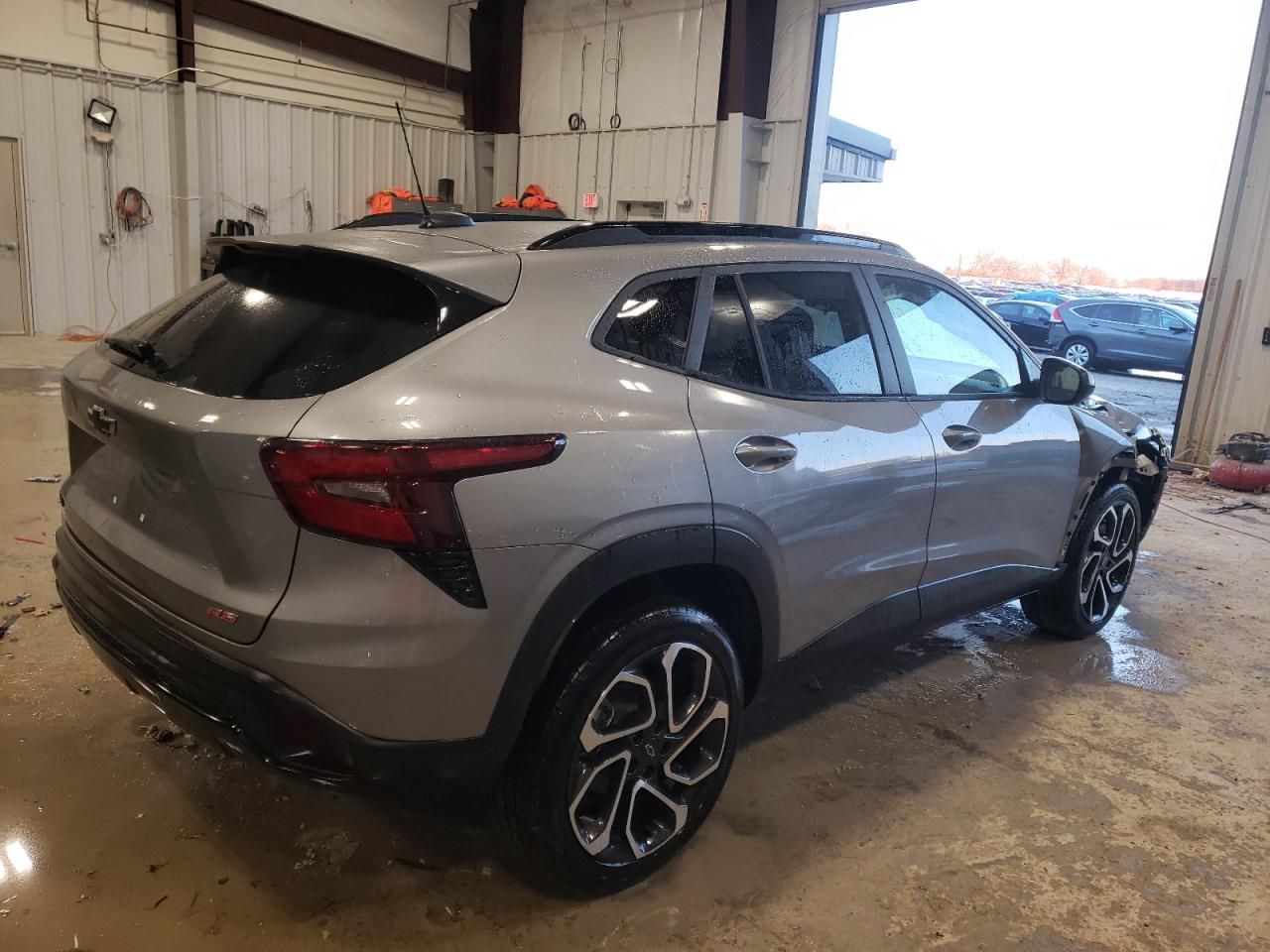 Изображение 3 2024 CHEVROLET TRAX 2RS 2024 с VIN KL77LJE22RC089519