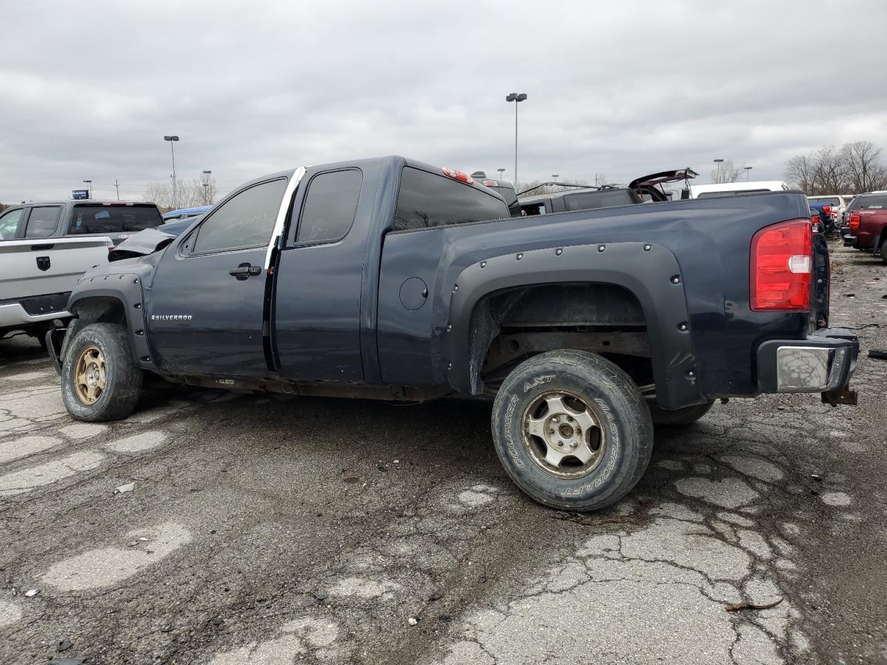 Изображение 2 2008 CHEVROLET SILVERADO K1500 2008 с VIN 1GCEK19C48Z180173