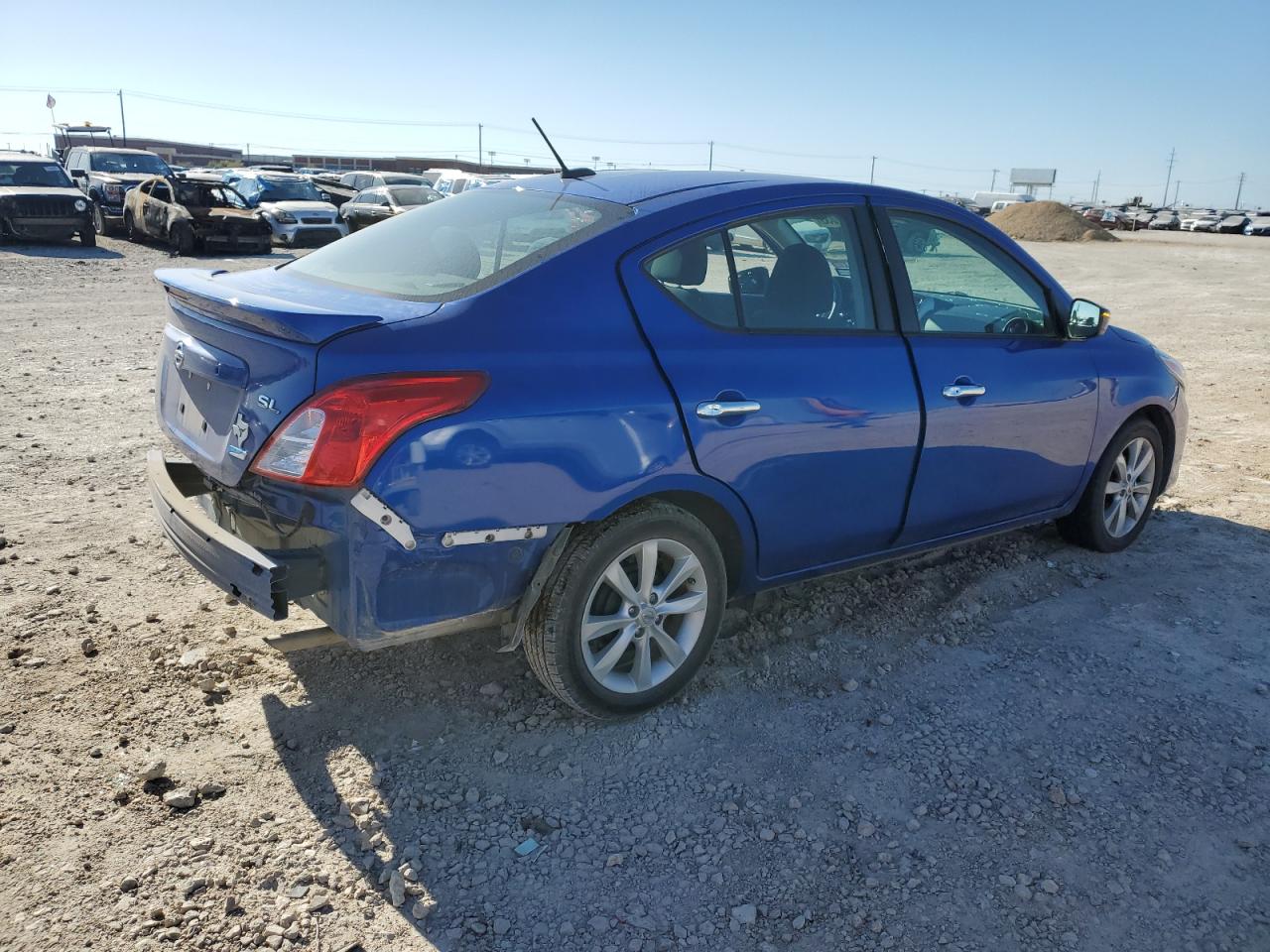 Изображение 3 2015 NISSAN VERSA S 2015 с VIN 3N1CN7AP9FL802788