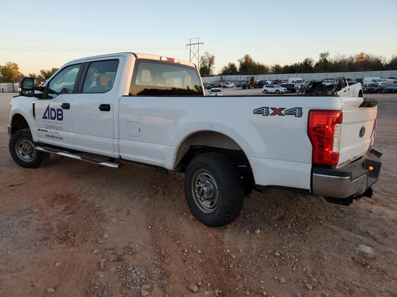 Изображение 2 2019 FORD F350 SUPER DUTY 2019 с VIN 1FT8W3BT1KEF77362