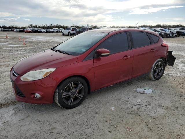 Image 1 of 2014 FORD FOCUS SE 2014 with VIN 1FADP3K28EL153153