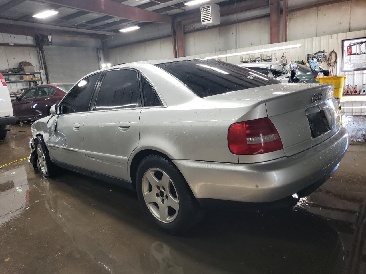 Obraz 2 z 1999 AUDI A4 2.8 QUATTRO 1999 z VIN WAUED28D7XA292003