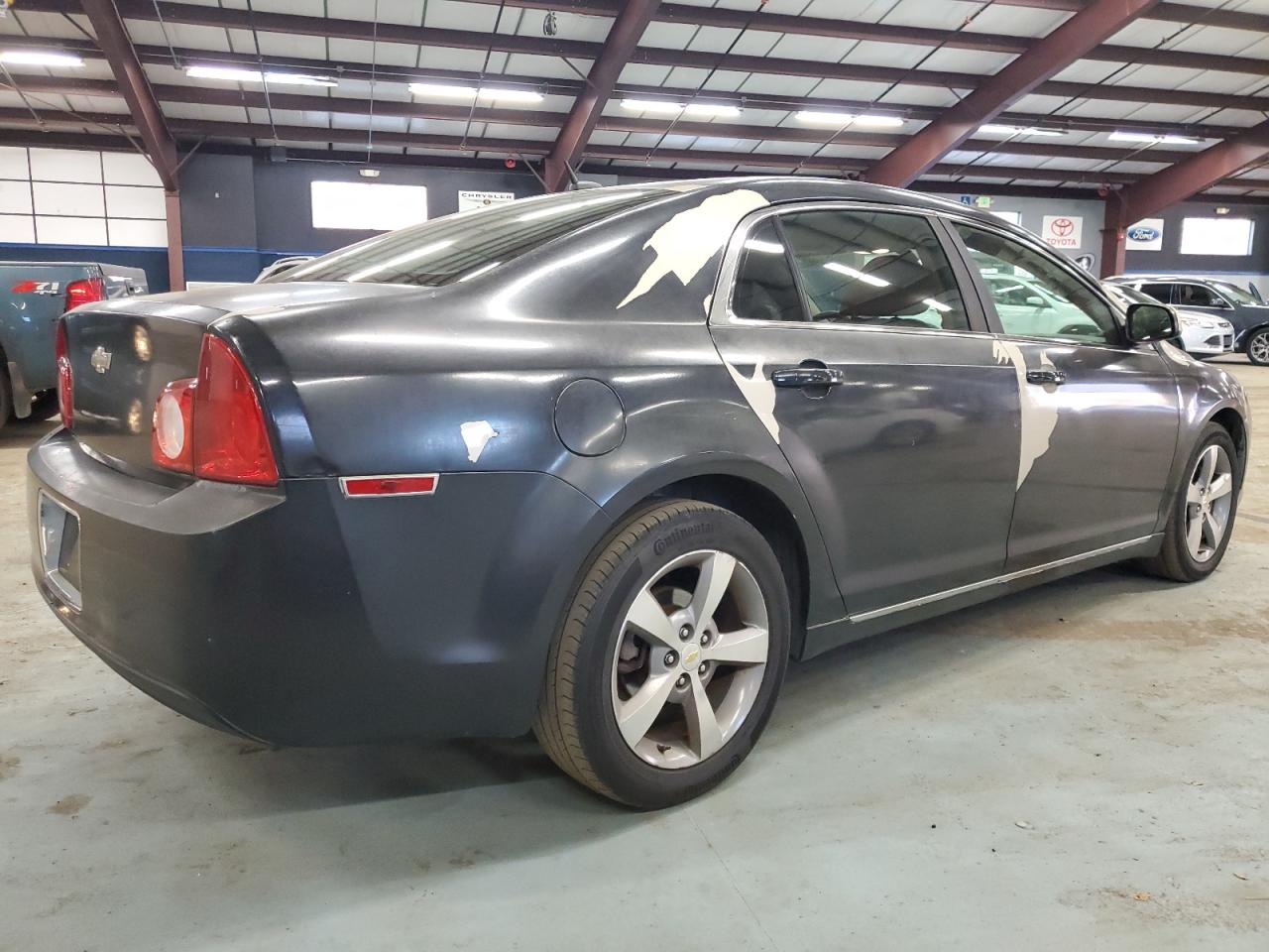 Image 3 of 2010 CHEVROLET MALIBU HYBRID 2010 with VIN 1G1ZF5EZ2AF108640