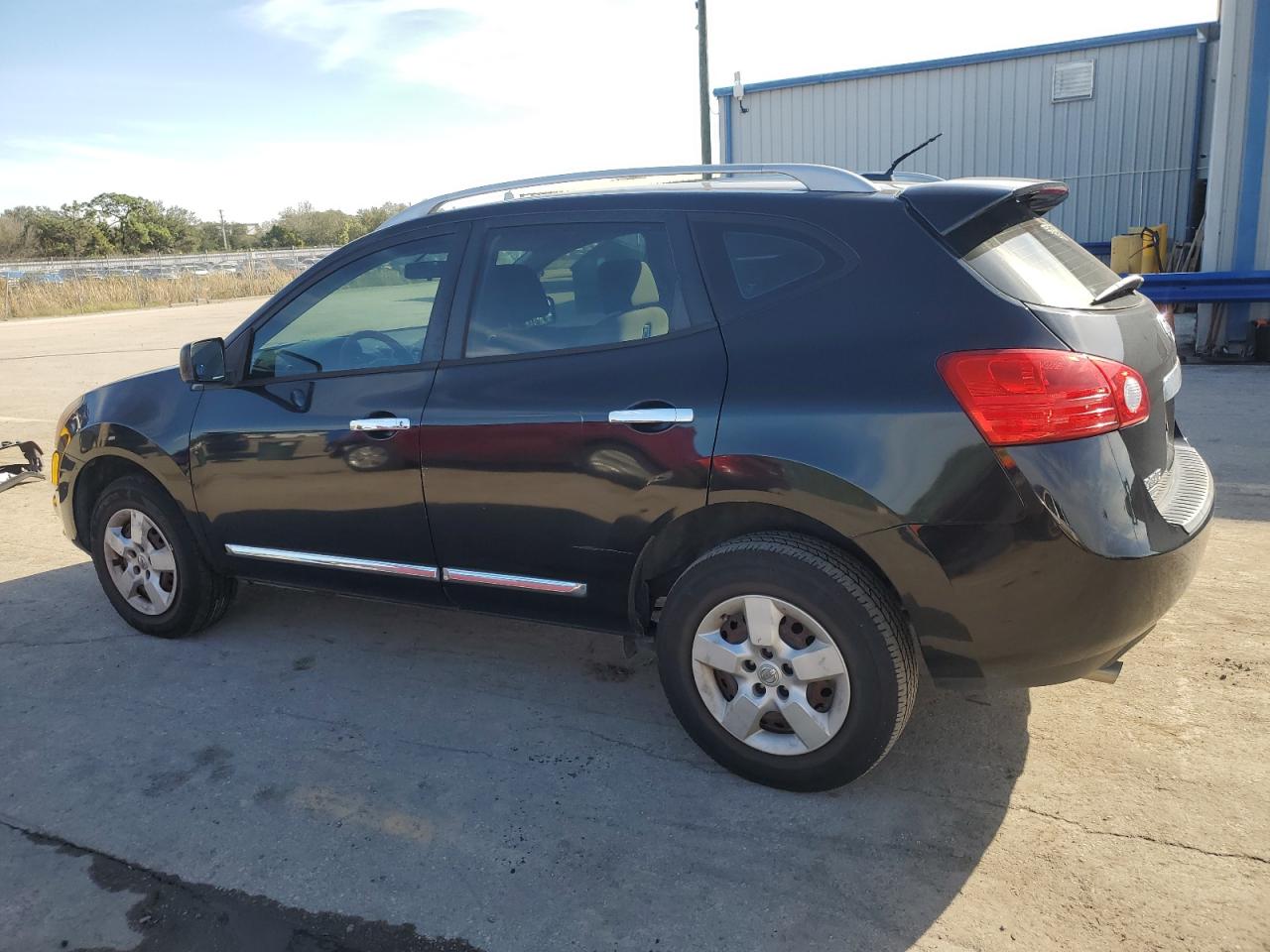 Obraz 2 z 2014 NISSAN ROGUE SELECT S 2014 z VIN JN8AS5MT9EW101143