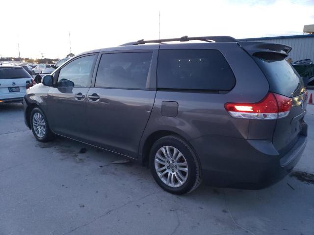 Image 2 of 2011 TOYOTA SIENNA XLE 2011 with VIN 5TDYK3DC4BS043761