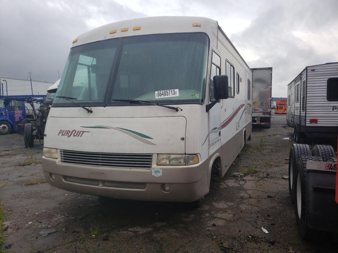 Image 2 of 1999 CHEVROLET P30  1999 with VIN 1GBKP37J0X3303426