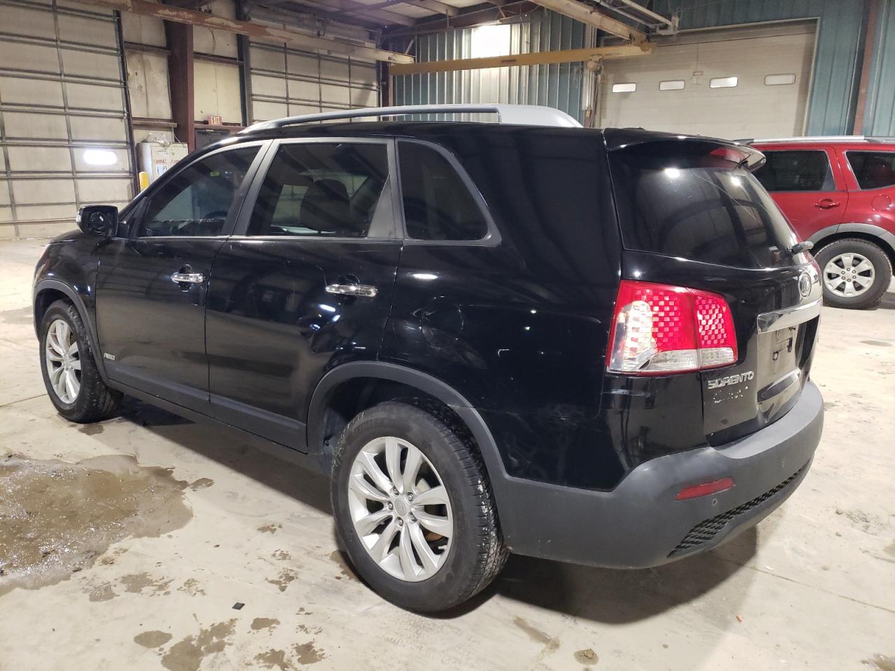 Image 2 of 2011 KIA SORENTO EX 2011 with VIN 5XYKUDA29BG051532