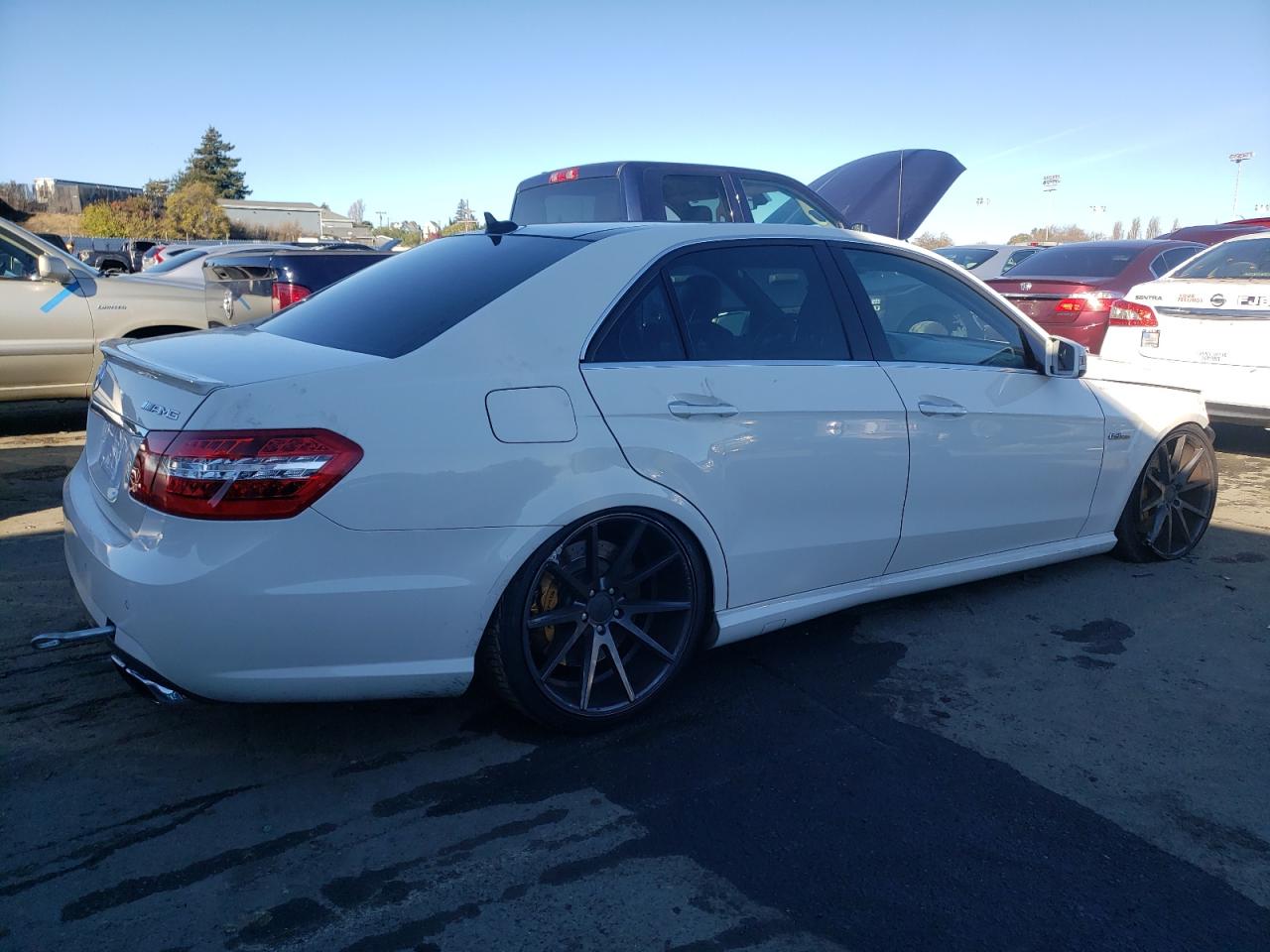 Image 3 of 2010 MERCEDES-BENZ E 63 AMG 2010 with VIN WDDHF7HB8AA149452