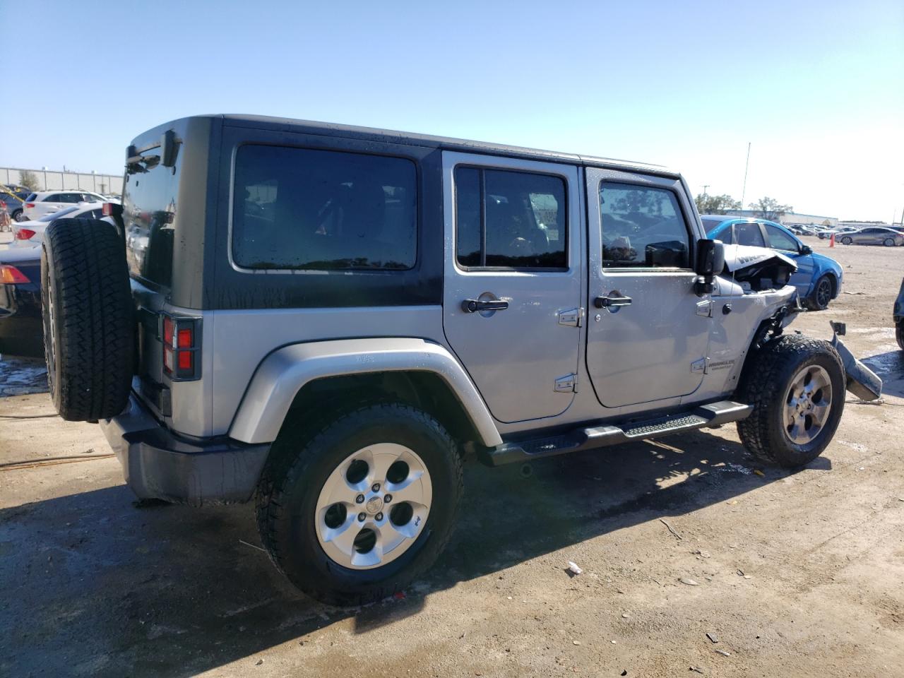 Изображение 3 2013 JEEP WRANGLER UNLIMITED SAHARA 2013 с VIN 1C4BJWEG5DL655516