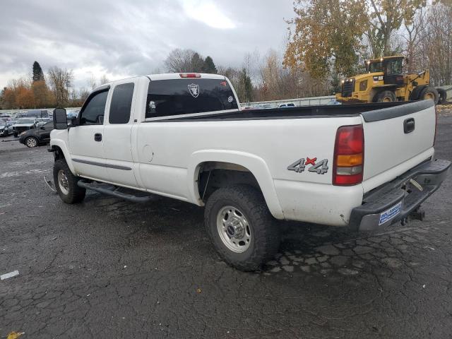 Image 2 of 2003 GMC SIERRA K2500 HEAVY DUTY 2003 with VIN 1GTHK29133E223435