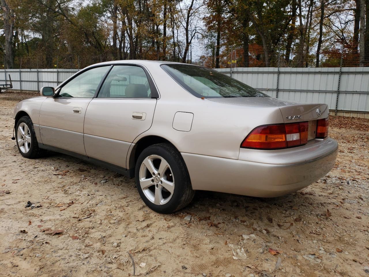 Image 2 of 1999 LEXUS ES 300 1999 with VIN JT8BF28G9X5059290