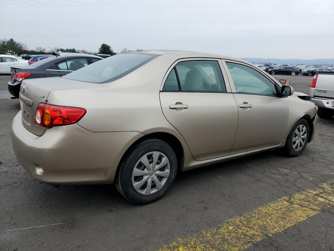 Изображение 3 2010 TOYOTA COROLLA BASE 2010 с VIN 1NXBU4EE6AZ178669