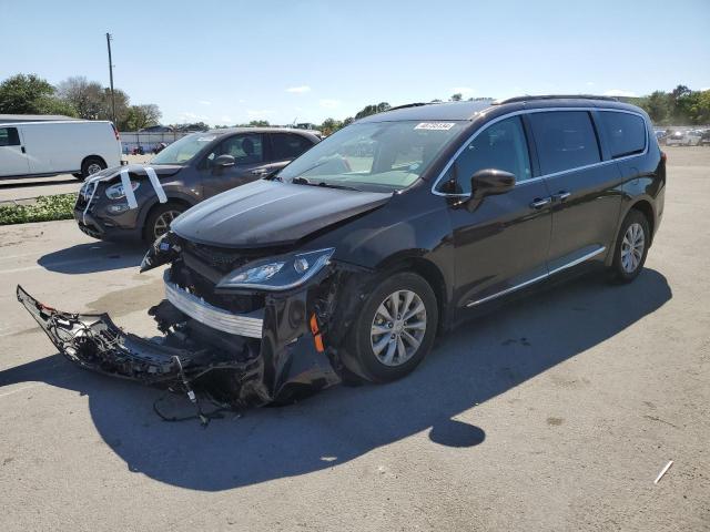 2017 CHRYSLER PACIFICA TOURING L 2017 image