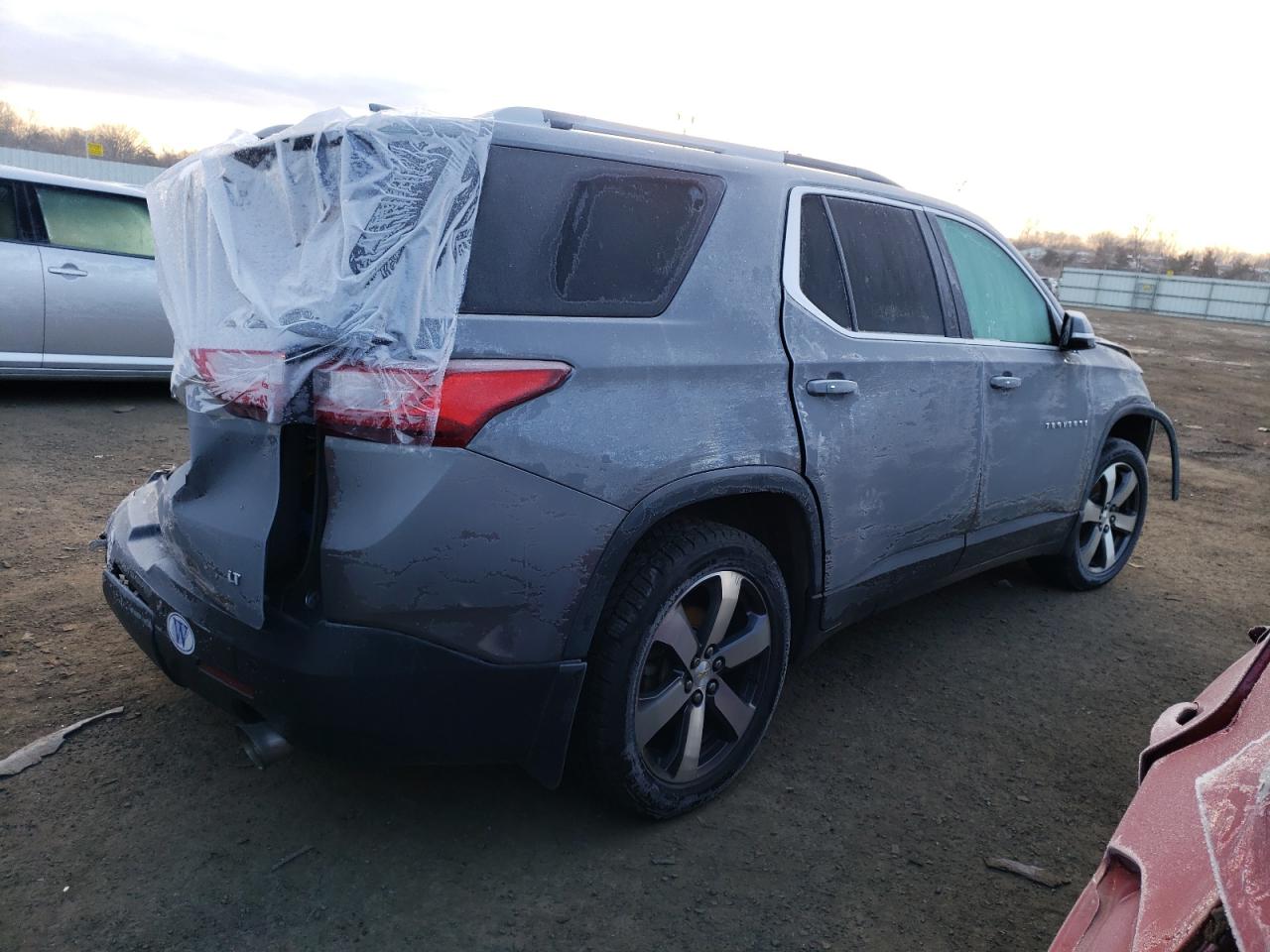 Изображение 3 2018 CHEVROLET TRAVERSE LT 2018 с VIN 1GNEVHKW3JJ248589
