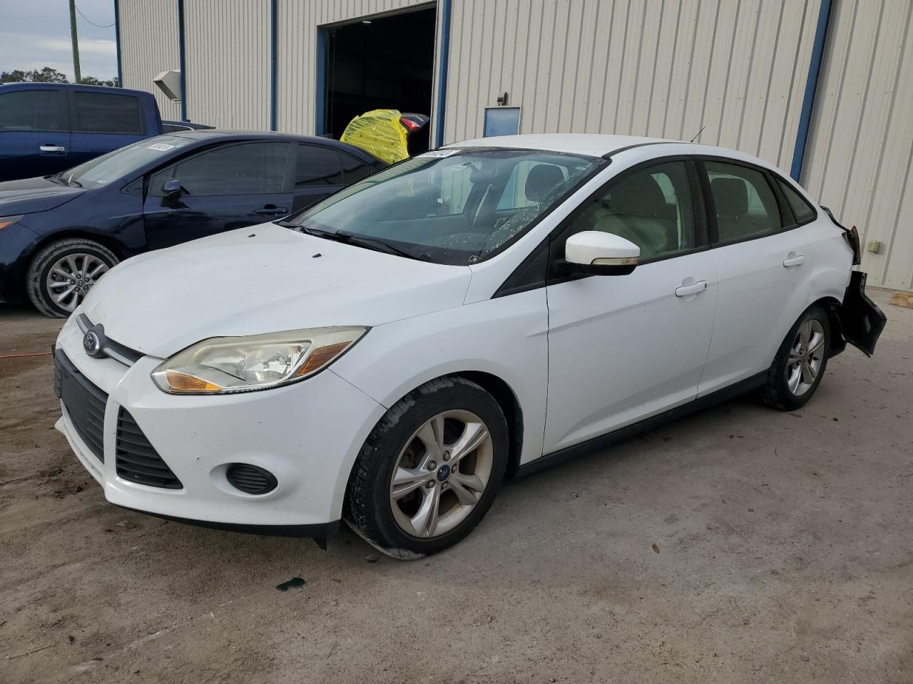 Изображение 1 2014 FORD FOCUS SE 2014 с VIN 1FADP3F28EL368476