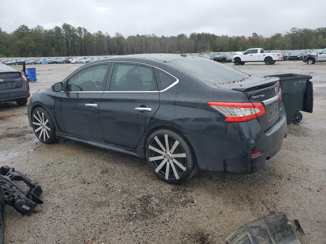 Obraz 2 z 2013 NISSAN SENTRA S 2013 z VIN 3N1AB7AP9DL693908