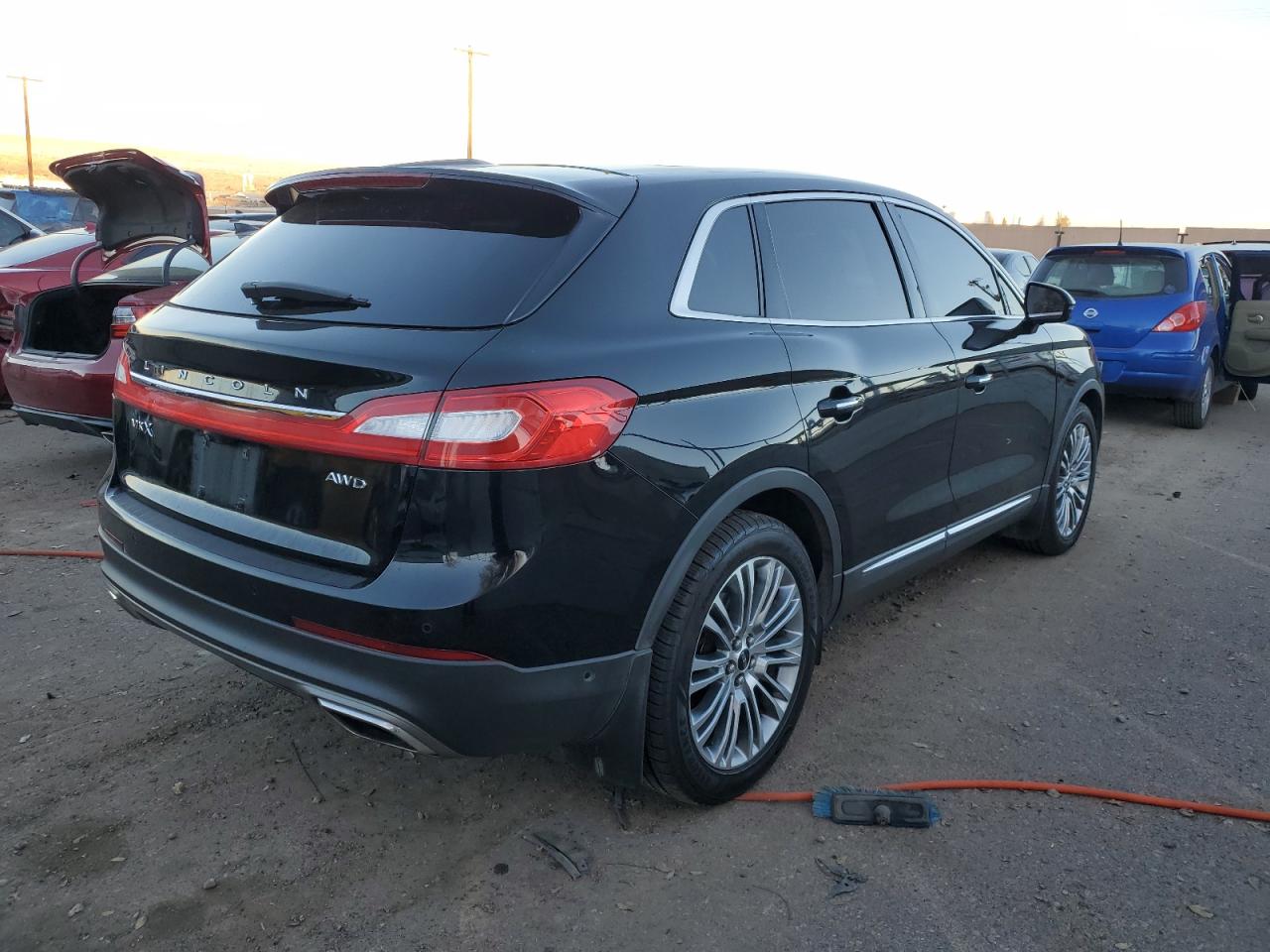 Изображение 3 2016 LINCOLN MKX RESERVE 2016 с VIN 2LMTJ8LR7GBL21836