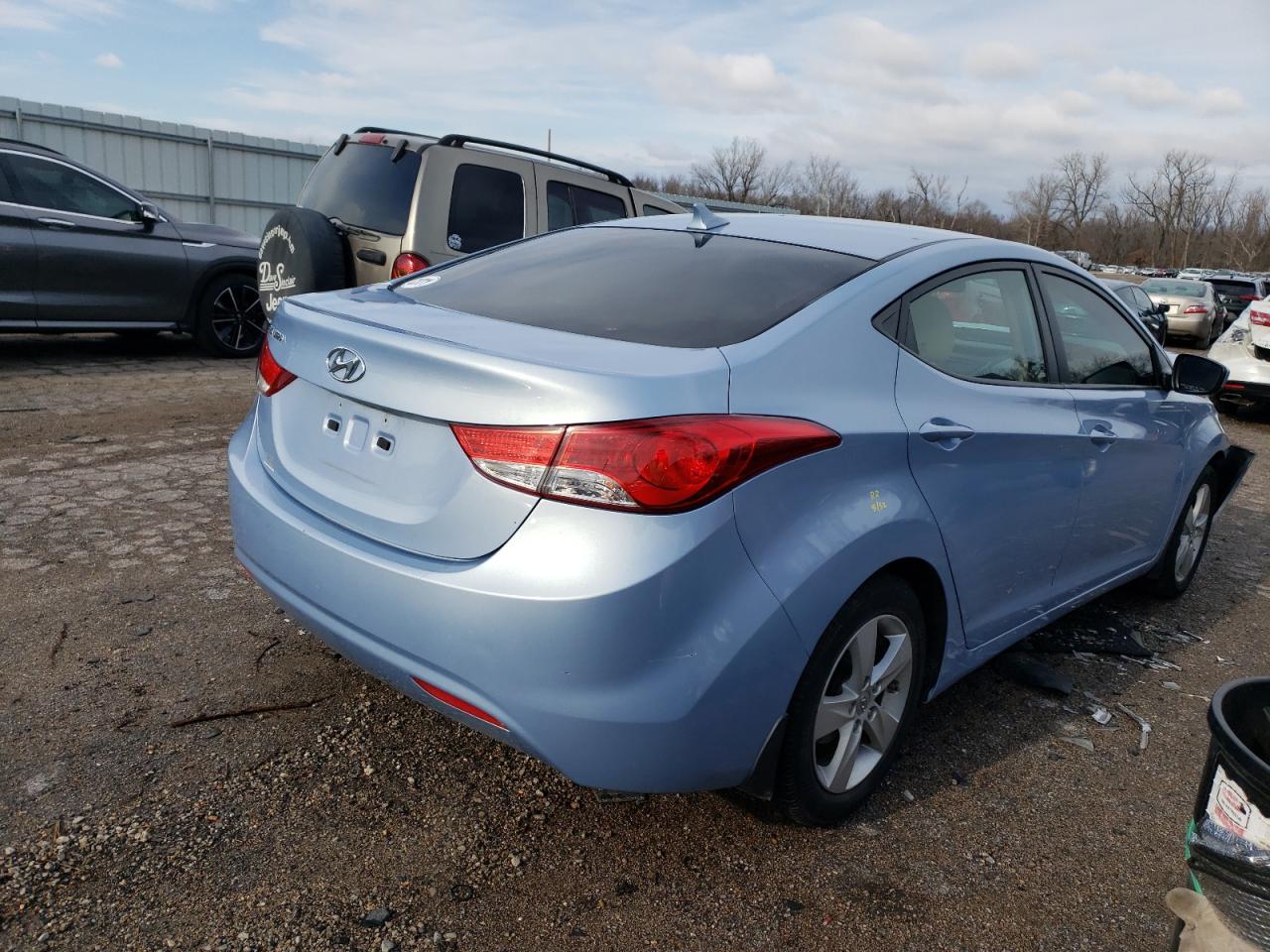 Obraz 3 z 2013 HYUNDAI ELANTRA GLS 2013 z VIN KMHDH4AE5DU500287