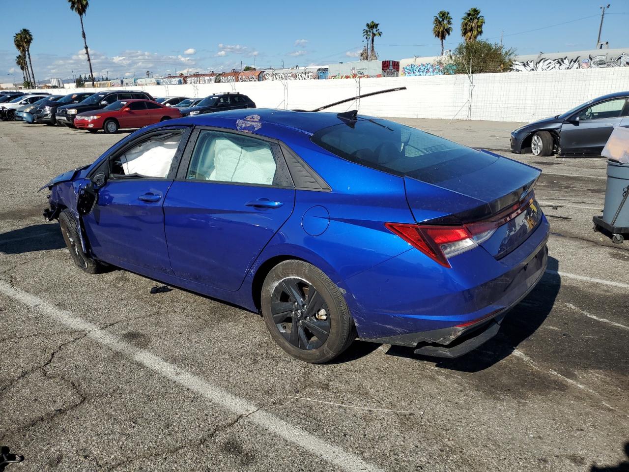Image 2 of 2022 HYUNDAI ELANTRA SEL 2022 with VIN KMHLM4AG4NU352501