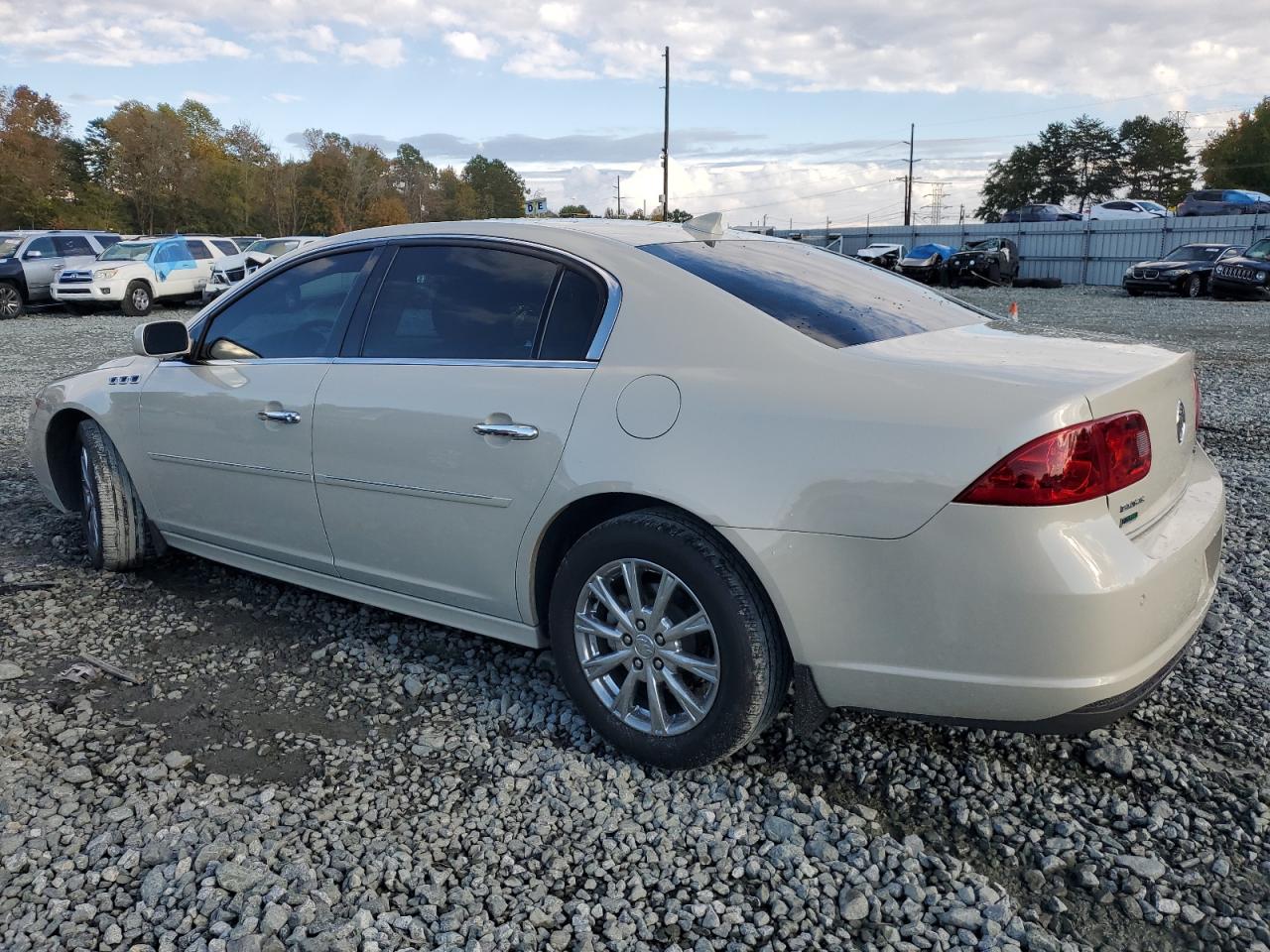 Image 2 of 2010 BUICK LUCERNE CXL 2010 with VIN 1G4HJ5EM7AU124443