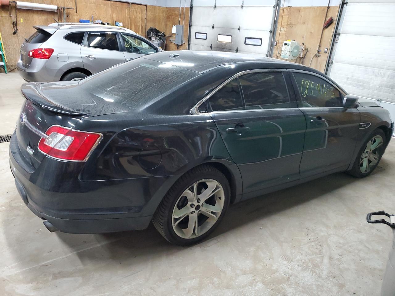 Obraz 3 z 2012 FORD TAURUS SHO 2012 z VIN 1FAHP2KT2CG142529