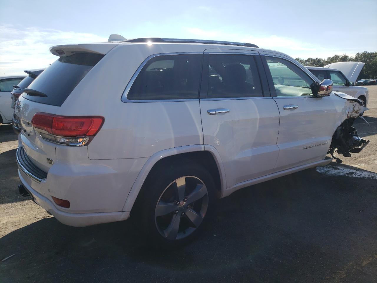 Изображение 3 2015 JEEP GRAND CHEROKEE OVERLAND 2015 с VIN 1C4RJECG4FC856600