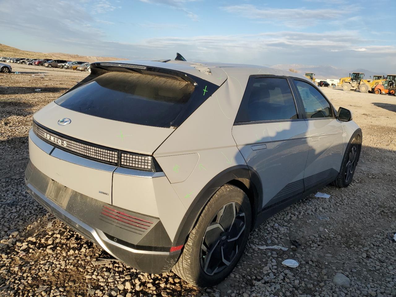 Obraz 3 z 2022 HYUNDAI IONIQ 5 SEL 2022 z VIN KM8KNDAF9NU050377
