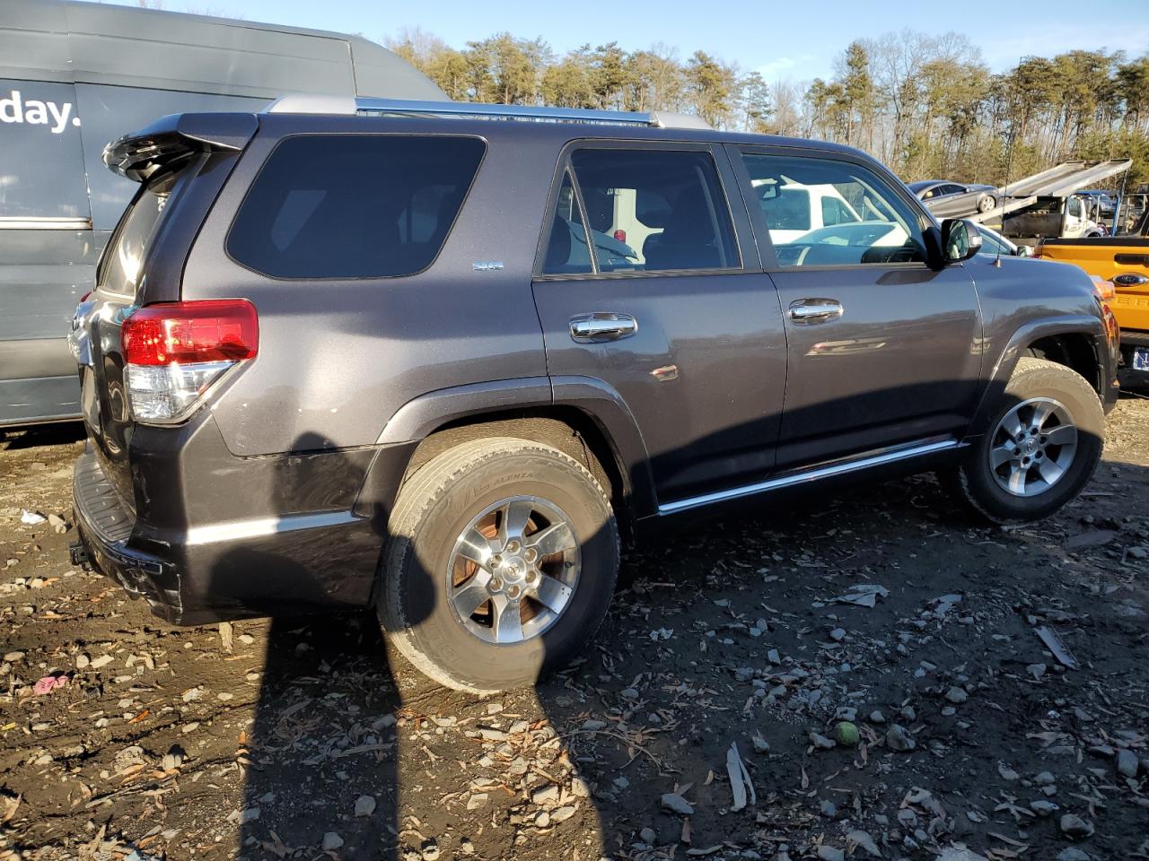 Obraz 3 z 2011 TOYOTA 4RUNNER SR5 2011 z VIN JTEBU5JR4B5052403