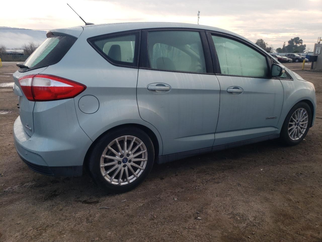 Image 3 of 2013 FORD C-MAX SE 2013 with VIN 1FADP5AU3DL502720