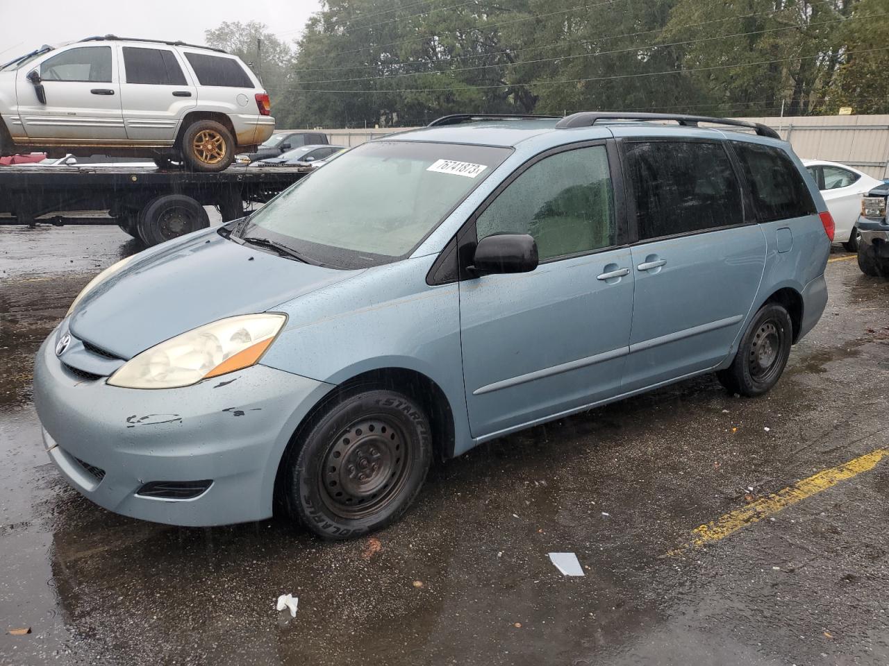 Obraz Toyota Sienna Ce 2008